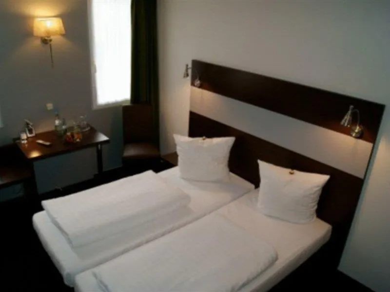 Hotel Domspitzen Cologne Germany
