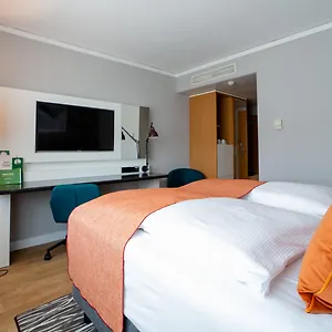 **** Hotel Berlin Airport - Conference Centre By Ihg Tyskland