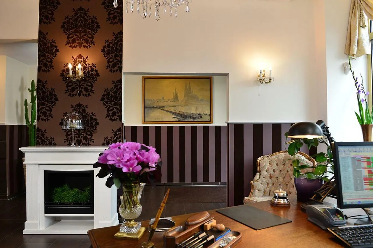 Hotel Domspitzen Cologne Germany