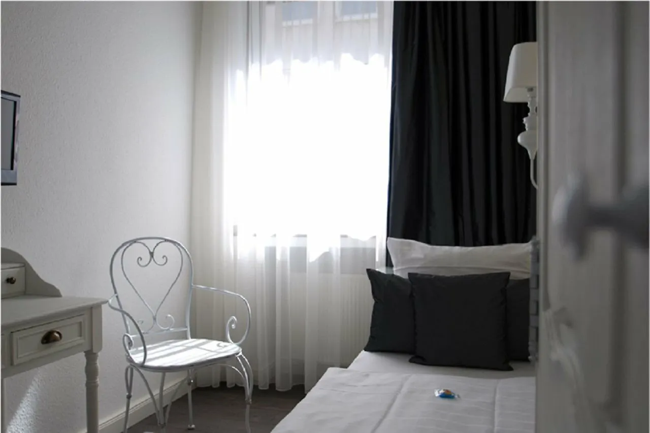 Hotel Domspitzen Cologne Germany